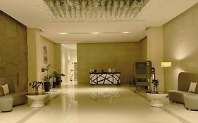 Manhattan Heights Towerb In Araneta Cubao 5Mins Walk To Smart Araneta